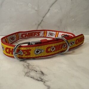 NEW Kansas City Chiefs Dog NFL Reversible Collar Officially Licensed Size Medium